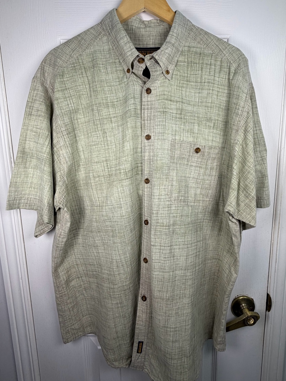 Woolrich Light Olive Button Down Shirt Men's XL Big Tall 100% Cotton Outdoor